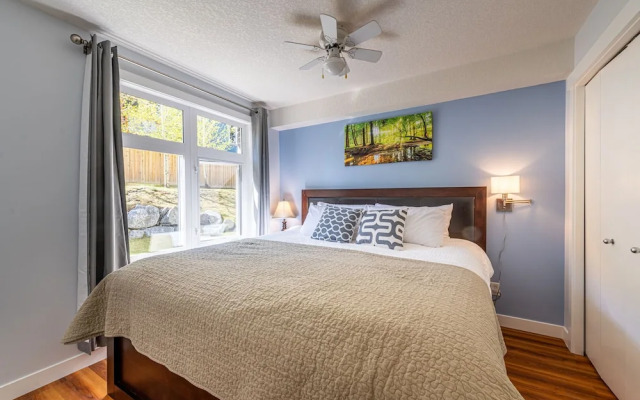 Luxurious Honeymoon & Anniversary Suite
