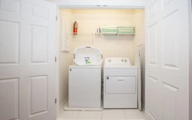 Beautiful Furnished Townhome w/ Private Pool!