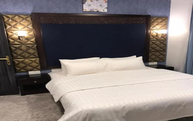 Al Sahab Serviced Apartments