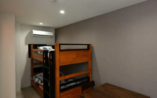 Suzumaru Hotel - Hostel