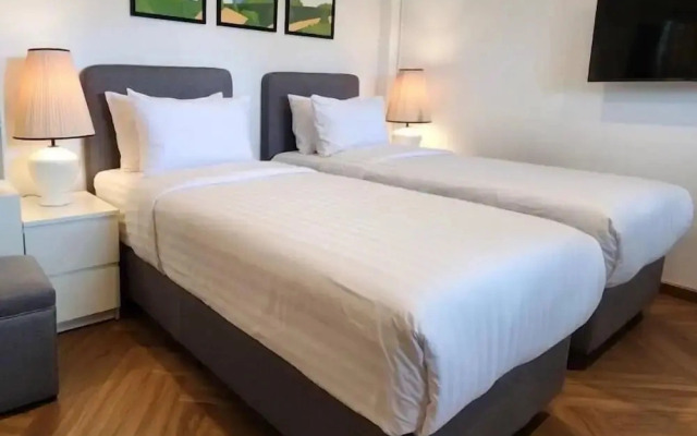 Sleep Walker Poshtel