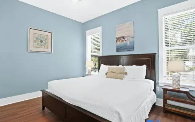 30A Beach House - Caspian Sea- Duction