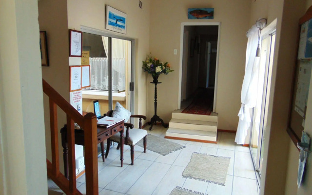 Whale Watchers Inn