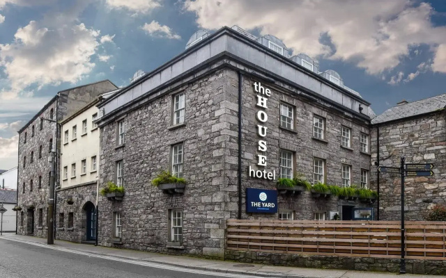 The House Hotel