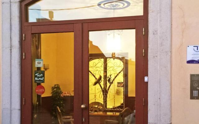 Hotel Palou вид на фасад
