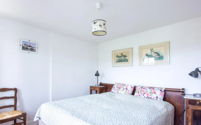 Beautiful Holiday Home in Hérisson with Private Garden