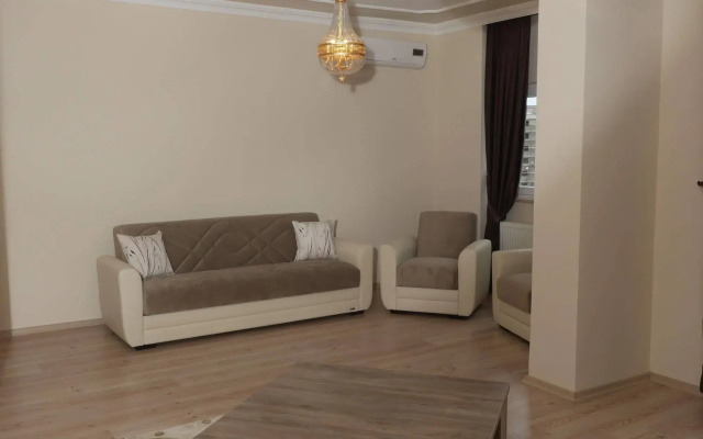 Royal Life Residence