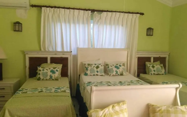 Villas Del Jardin 7