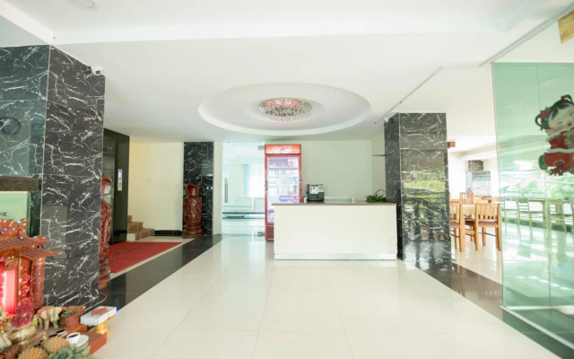 Grand XL Hotel