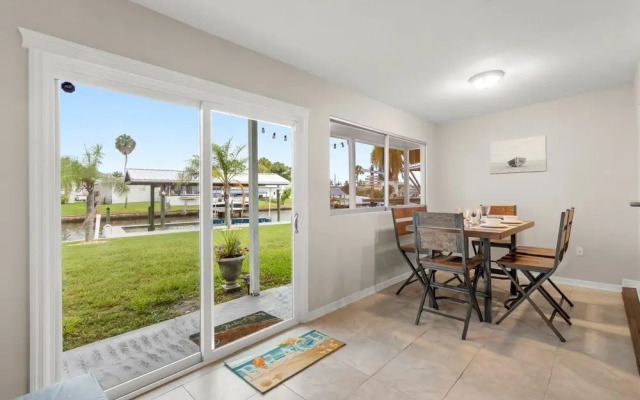 Apollo Beach House