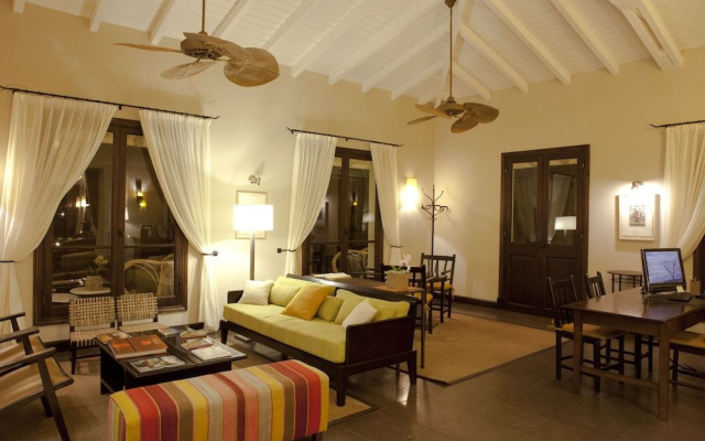 Puerto Valle Hotel de Esteros