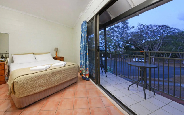 Whitsunday Waterfront Apartments