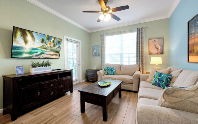 Beautiful Deluxe Condo, Vista Cay - 3015