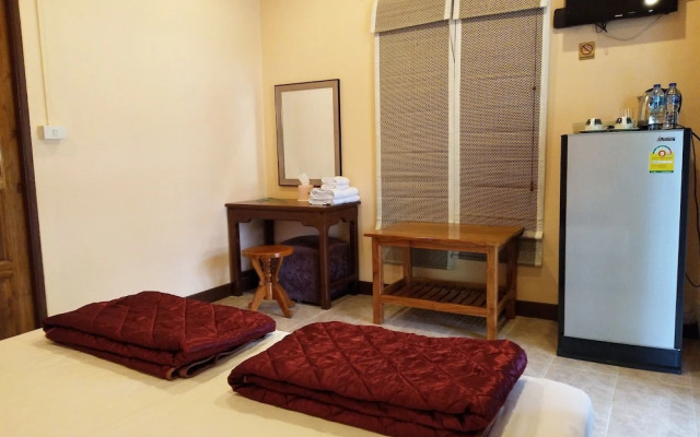 Bann Chansabai Resort