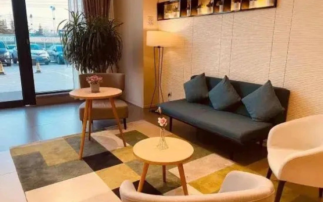 Homeinn Selected Hotel (Linyi Yihe Road Metro Store)