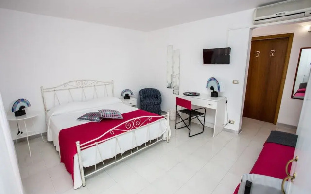 La Porta Di Mare B&B