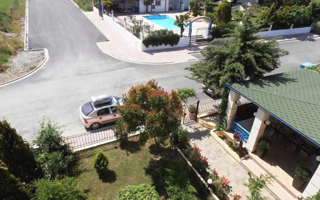 Oasis Apartmets
