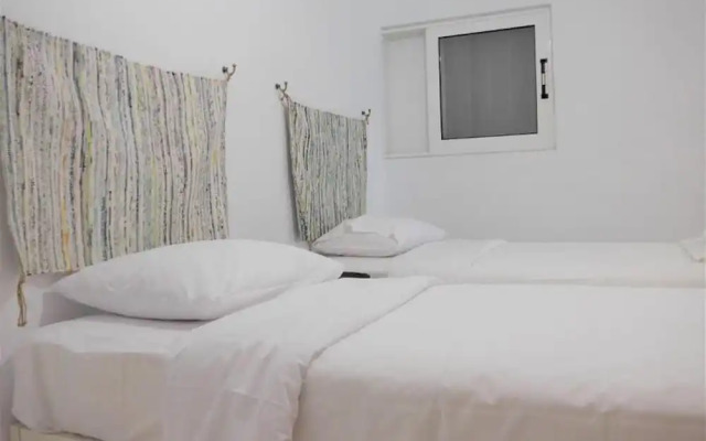 "kalamaki Plaza Apartments ''ostraco''"