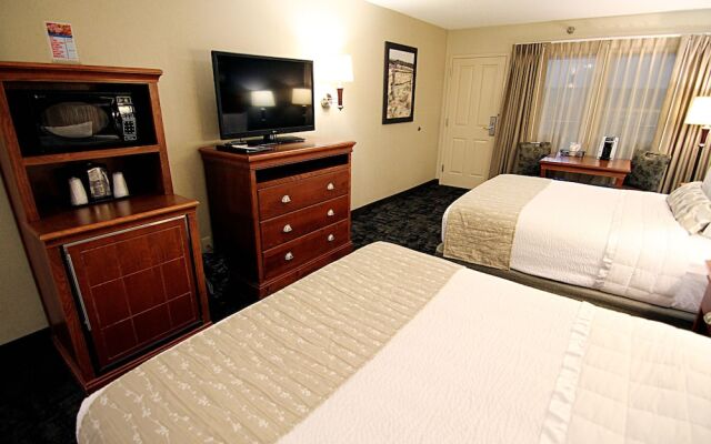C'mon Inn Hotel & Suites