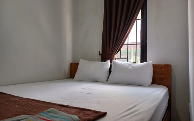 SPOT ON 92475 Rc Homestay Syariah