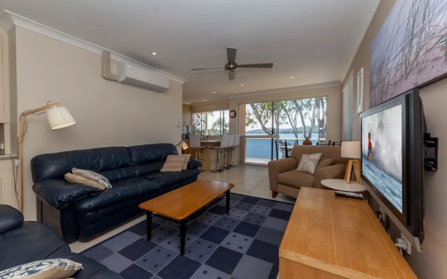 Kooringal, Unit 5/105 Soldiers Point Road