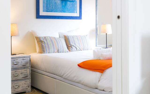 Отель Liiiving In Porto - Boavista Corporate Flat Порту комната для гостей