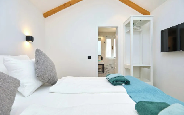 Black Water Bay house
