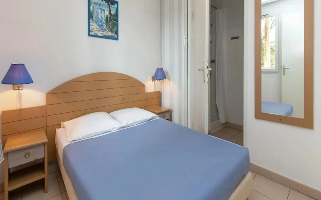 Escape for Seven Guests