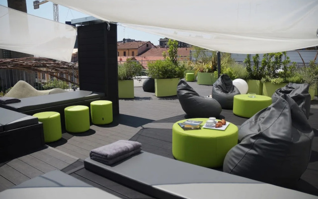 miLoft Guest Rooms & Terrace