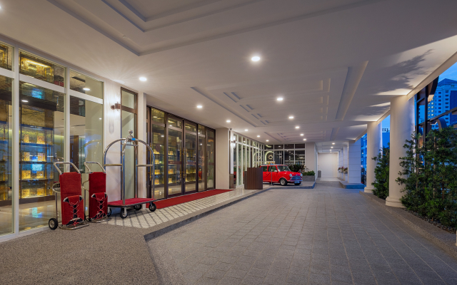 The George Penang By The Crest Collection