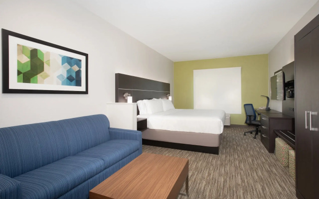 Holiday Inn Express Hotel & Suites Longmont by IHG