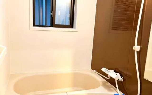 Haruka House | 9 min Metro | Walk to Tsutenkaku