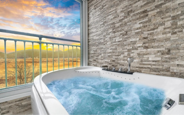 Ganghwa Ecopension&Glamping