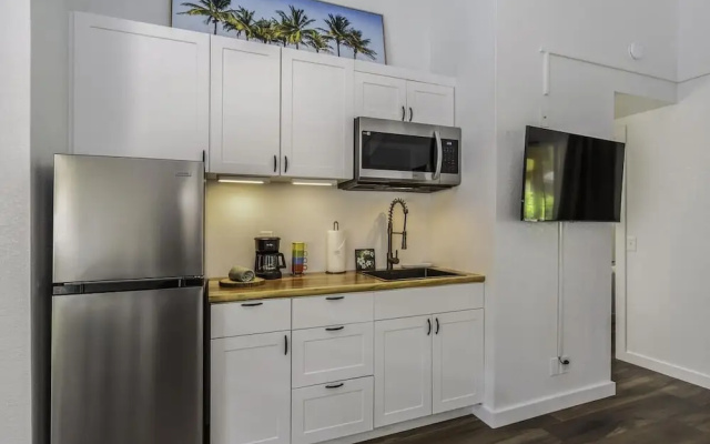 Sandpiper 216b Condo by RedAwning