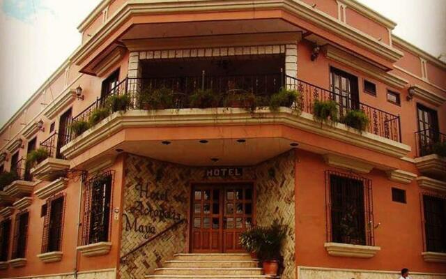 Hotel Acropolis Maya вид на фасад