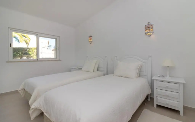 Casa Pazovida in Carvoeiro