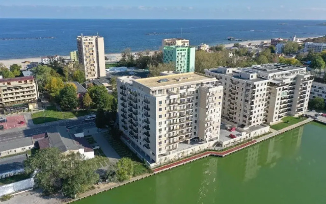 SOLID RESIDENCE MAMAIA cm