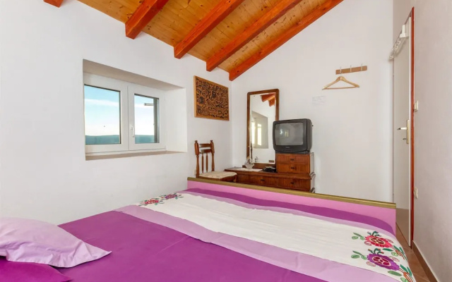 House Ivana