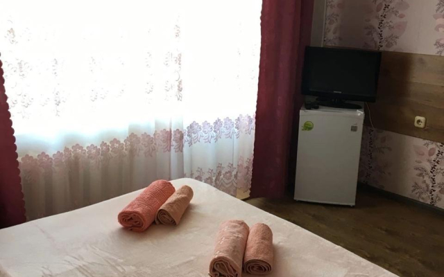 Яна
