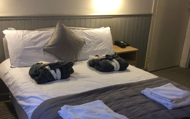 The Leam Hotel