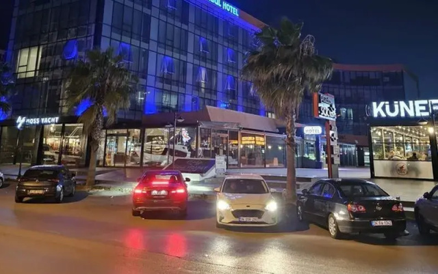 Skyblue Istanbul Hotel