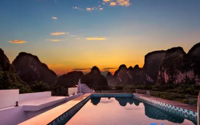 Yangshuo Qiyue Waterfront · Xiyue Haven (Ten-Mile Gallery Yulong River)