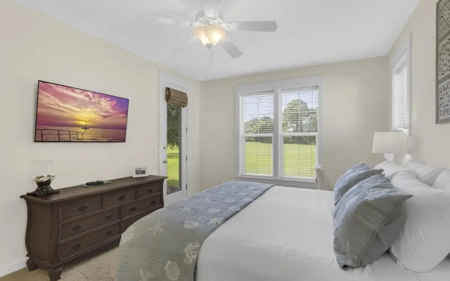 1285 Laurel Grove 'seabatical'