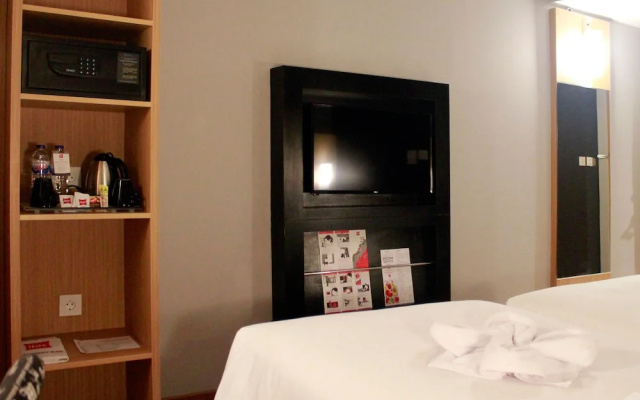 ibis Pontianak City Center