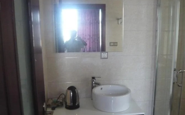Yangzhong Sanmao sunshine Motel