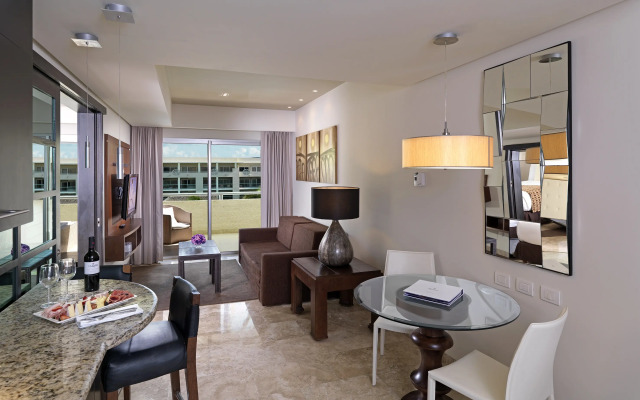 Royal Service at Paradisus La Perla