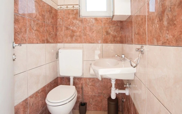 5 Villa Antique With Extra Large Pool