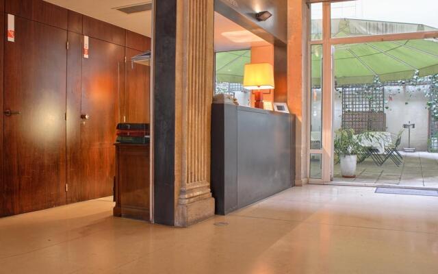 Pavillon Saint Augustin Hotel вид на фасад
