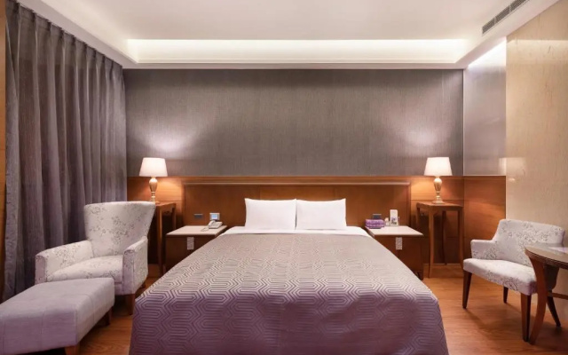 Purple Garden Motel