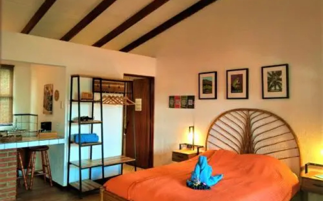 Orosi Lodge